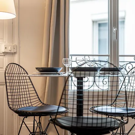 Appartement Entre Montmartre Et Canal Saint Martin-gare Du Nord