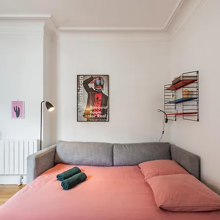Appartement Entre Montmartre Et Canal Saint Martin-gare Du Nord *