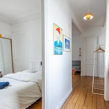 Entre Montmartre Et Canal Saint Martin-gare Du Nord Apartment *