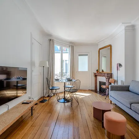 Apartment Entre Montmartre Et Canal Saint Martin-gare Du Nord Paris