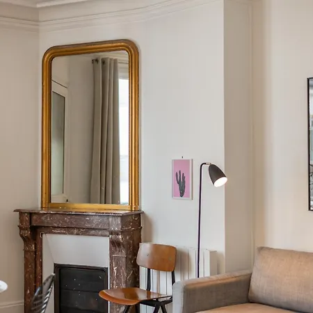 Entre Montmartre Et Canal Saint Martin-gare Du Nord Apartment *